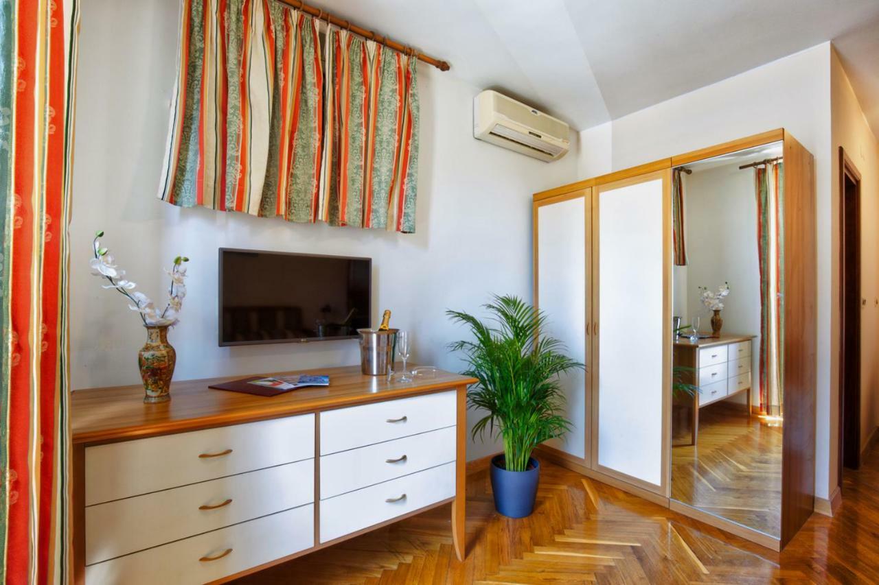 Villa Sveta Eufemija - Bed And Breakfast Ρόβινι Εξωτερικό φωτογραφία